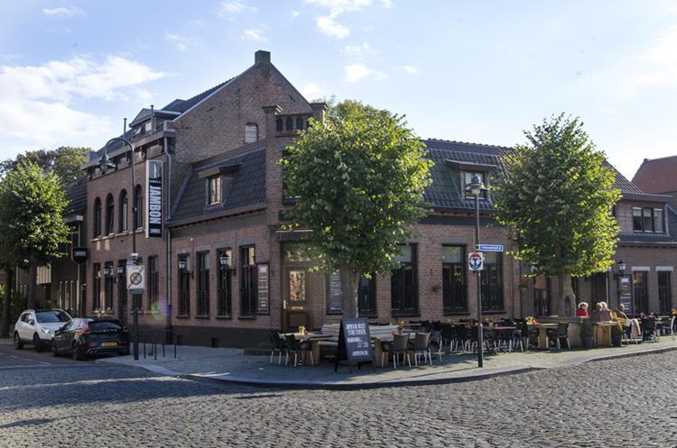 Jambon Hotel Uden Bagian luar foto